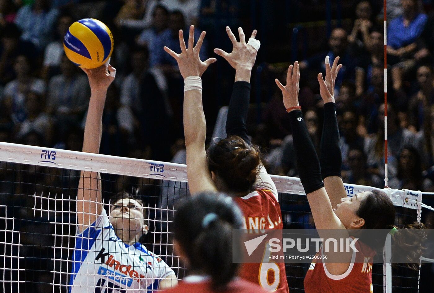 2014 FIVB Volleyball Women's World Championship. Italy vs. China