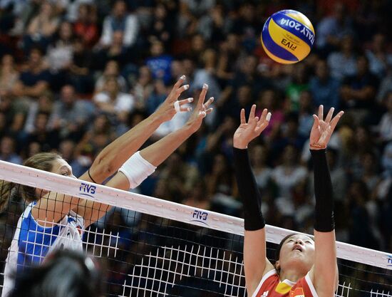 2014 FIVB Volleyball Women's World Championship. Italy vs. China