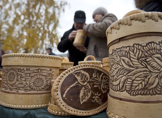 Crafts fair in Omsk