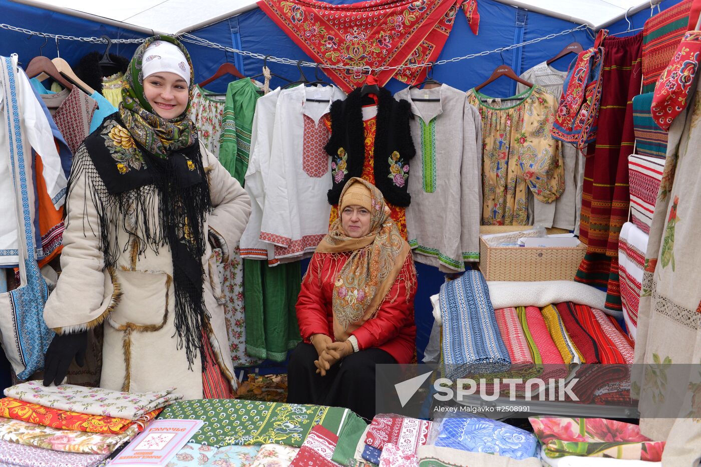Crafts fair in Omsk