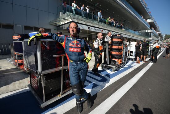 2014 Formula 1 Russian Grand Prix. Racing