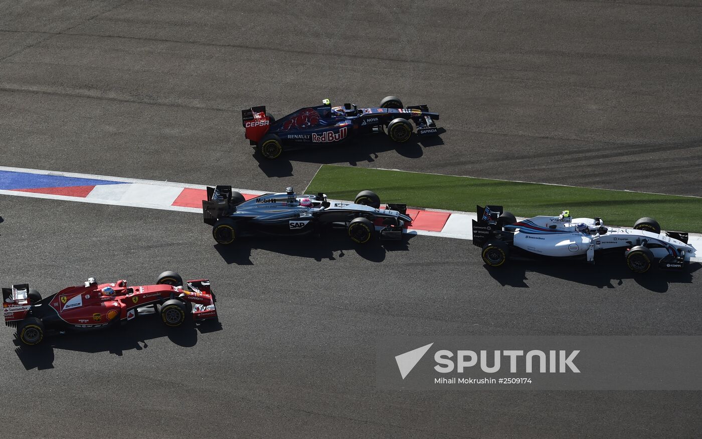 2014 Formula 1 Russian Grand Prix. Racing