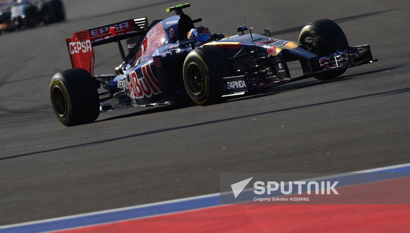 2014 Formula 1 Russian Grand Prix. Racing