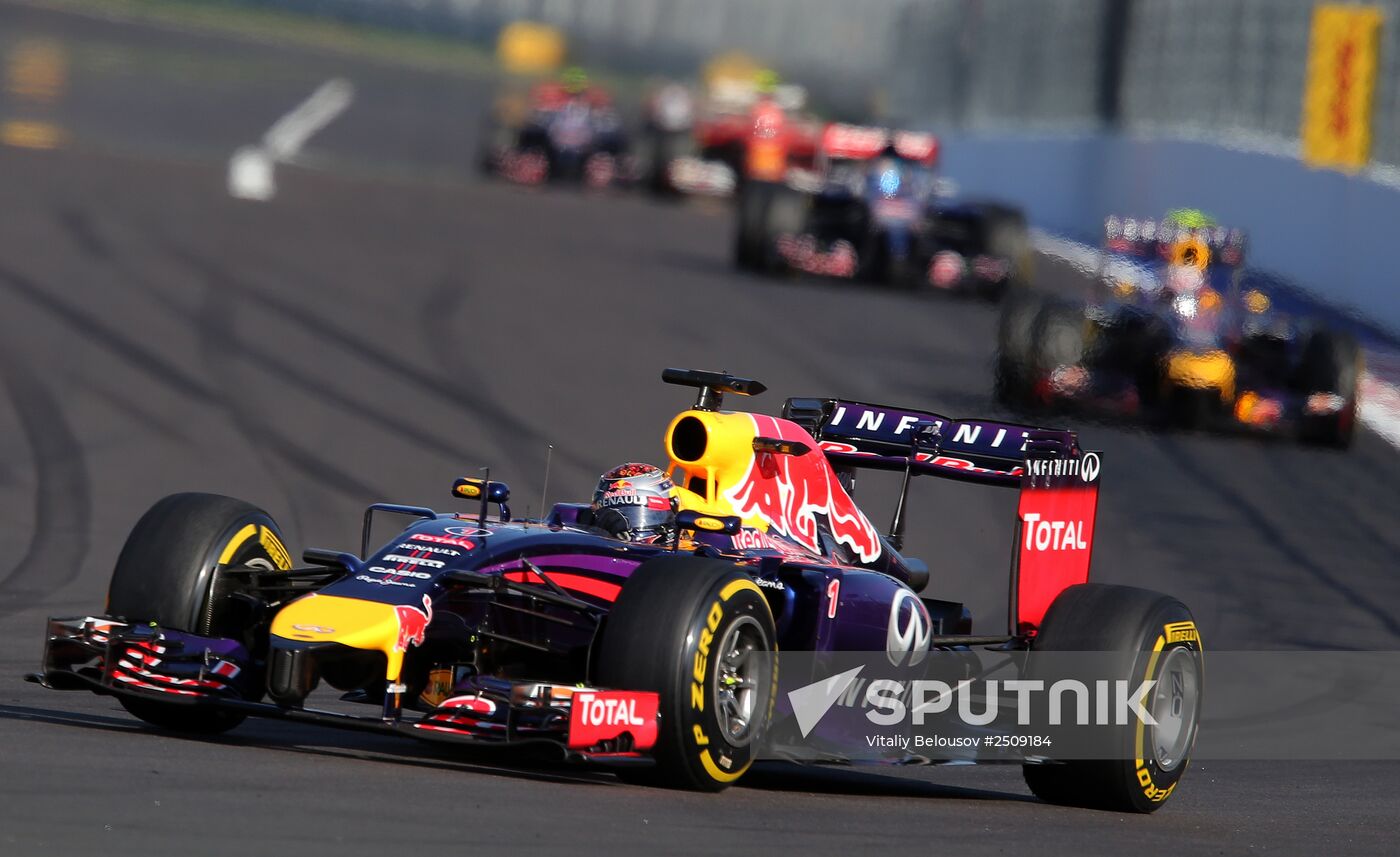 2014 Formula 1 Russian Grand Prix. Racing