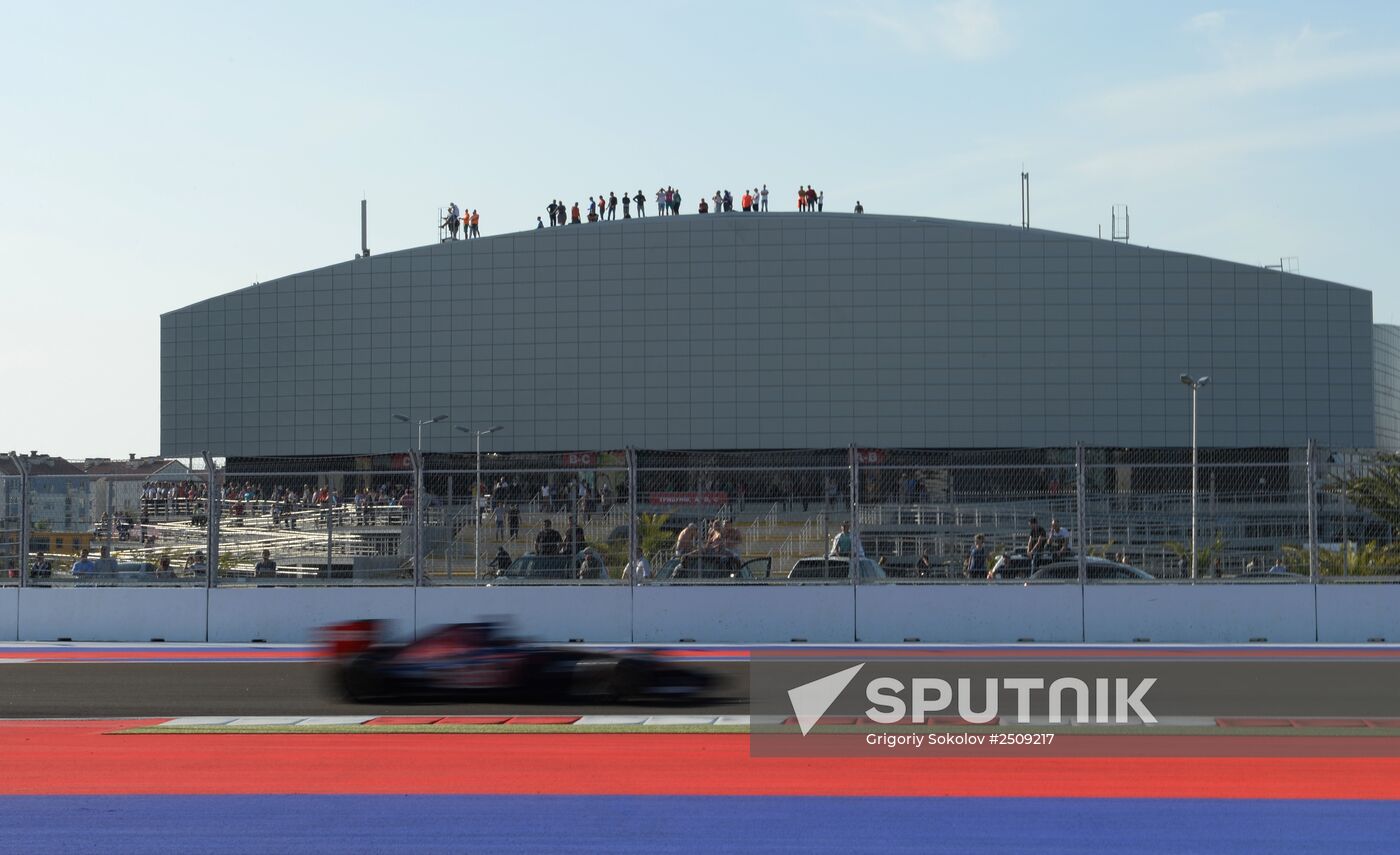 2014 Formula 1 Russian Grand Prix. Racing