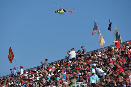 2014 Formula 1 Russian Grand Prix. Racing