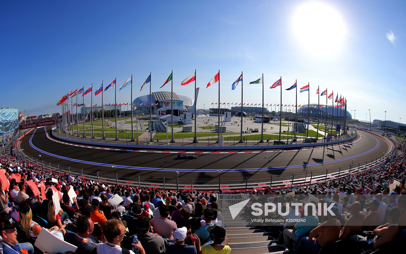 2014 Formula 1 Russian Grand Prix. Racing