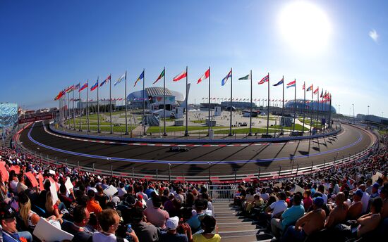 2014 Formula 1 Russian Grand Prix. Racing