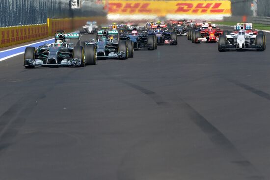 2014 Formula 1 Russian Grand Prix. Racing