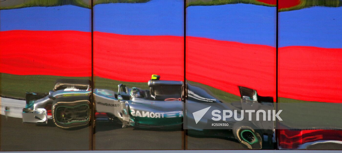 2014 Formula 1 Russian Grand Prix. Racing