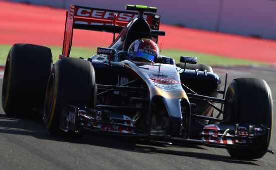 2014 Formula 1 Russian Grand Prix. Racing