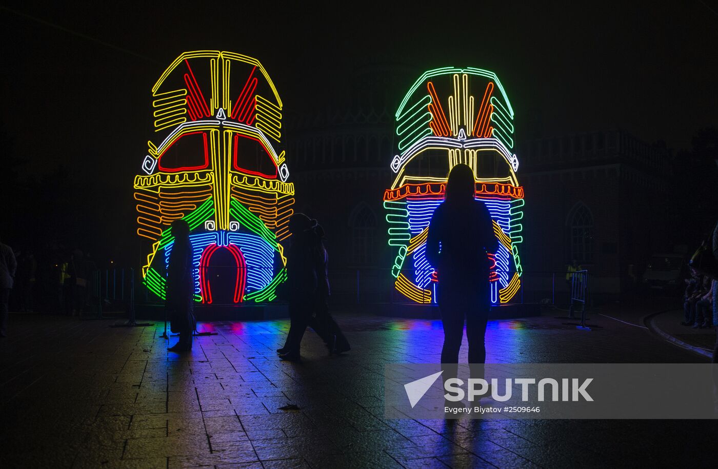 'Circle of Light' Moscow international festival. Day Three