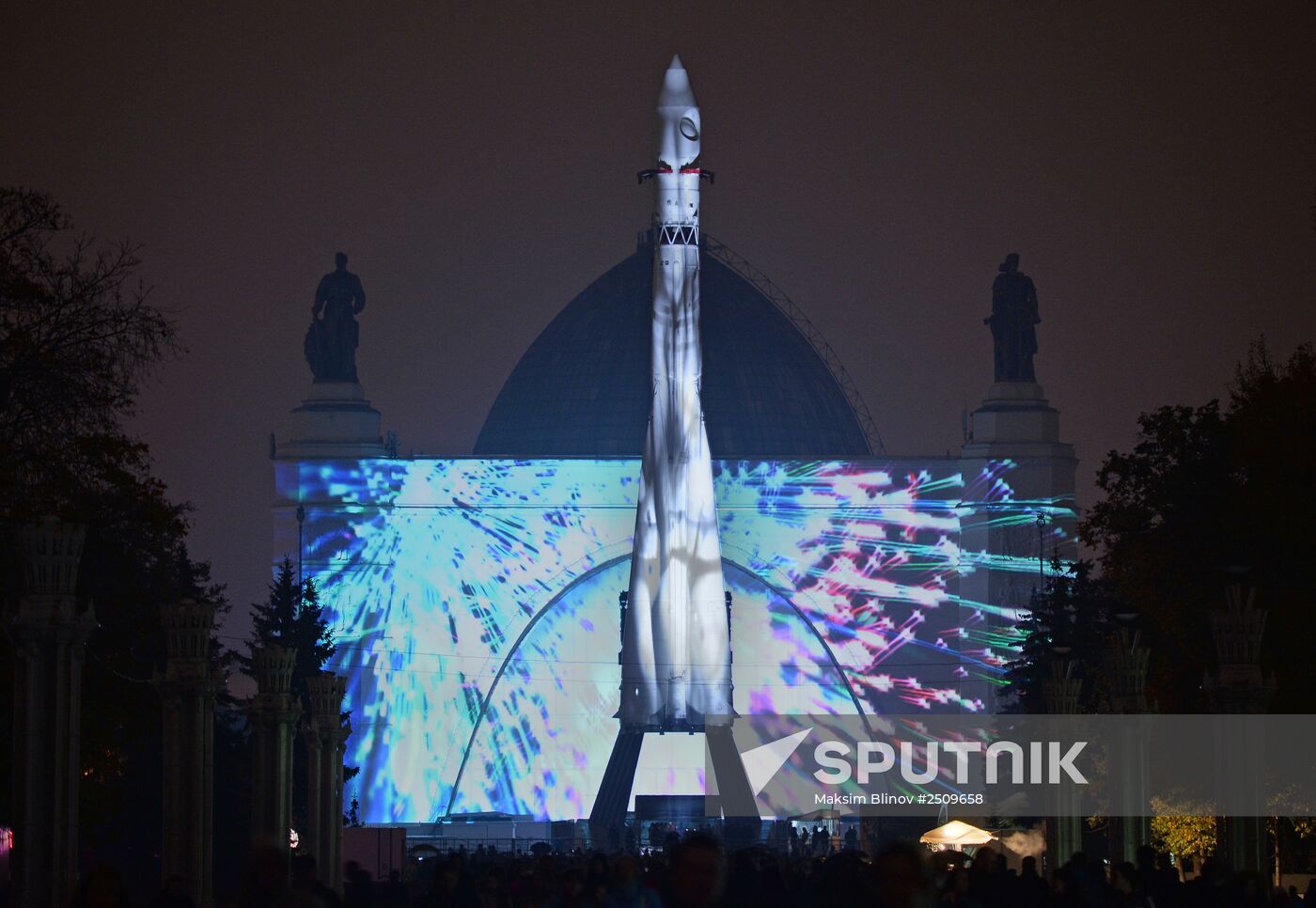 'Circle of Light' Moscow international festival. Day Three