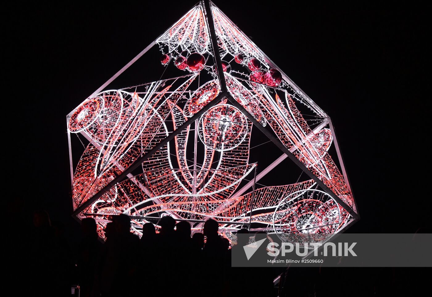 'Circle of Light' Moscow international festival. Day Three