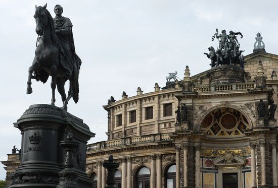 World cities. Dresden