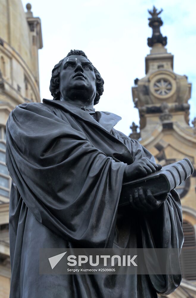 Cities of the World. Dresden