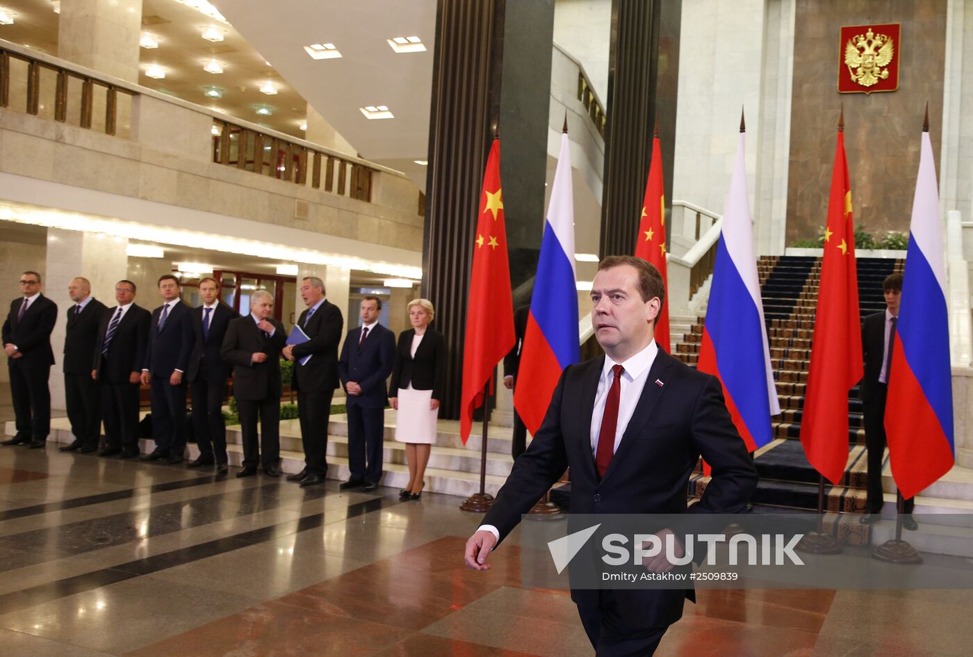 Dmitry Medvedev meets with Li Keqiang