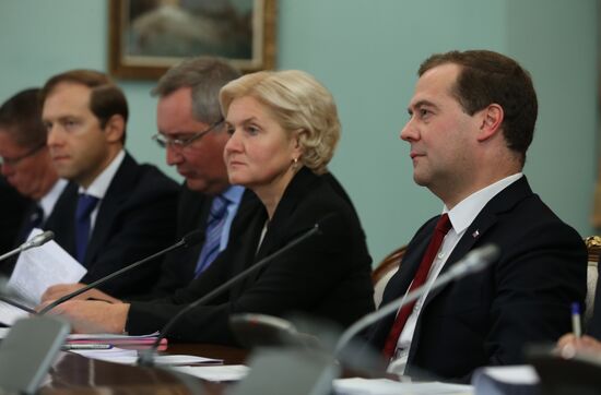 Dmitry Medvedev meets with Li Keqiang