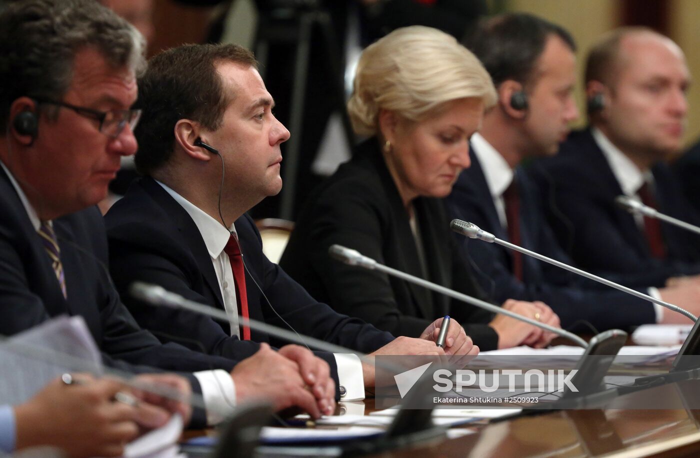 Dmitry Medvedev meets with Li Keqiang