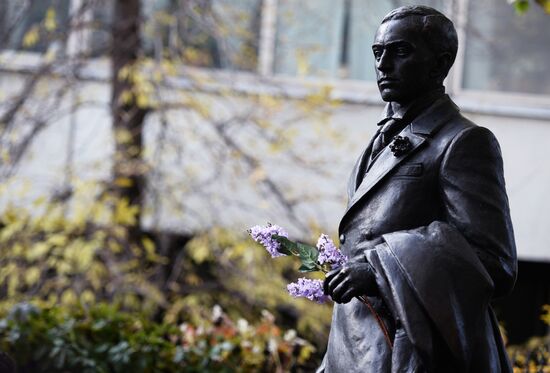 Monument to Yevgeny Vakhtangov unveiled