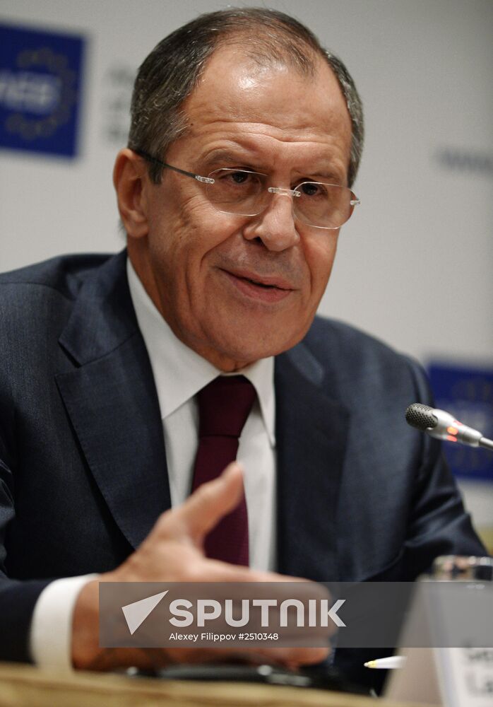 Foreign Minister Sergey Lavrov meets with AEB member companies