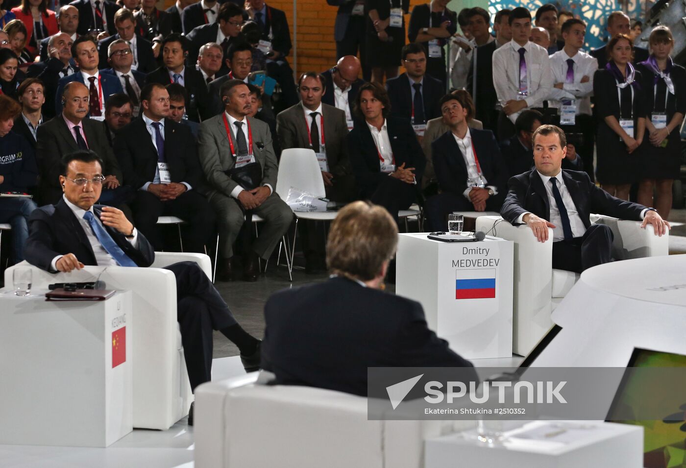 Dmitry Medvedev attends Open Innovations forum