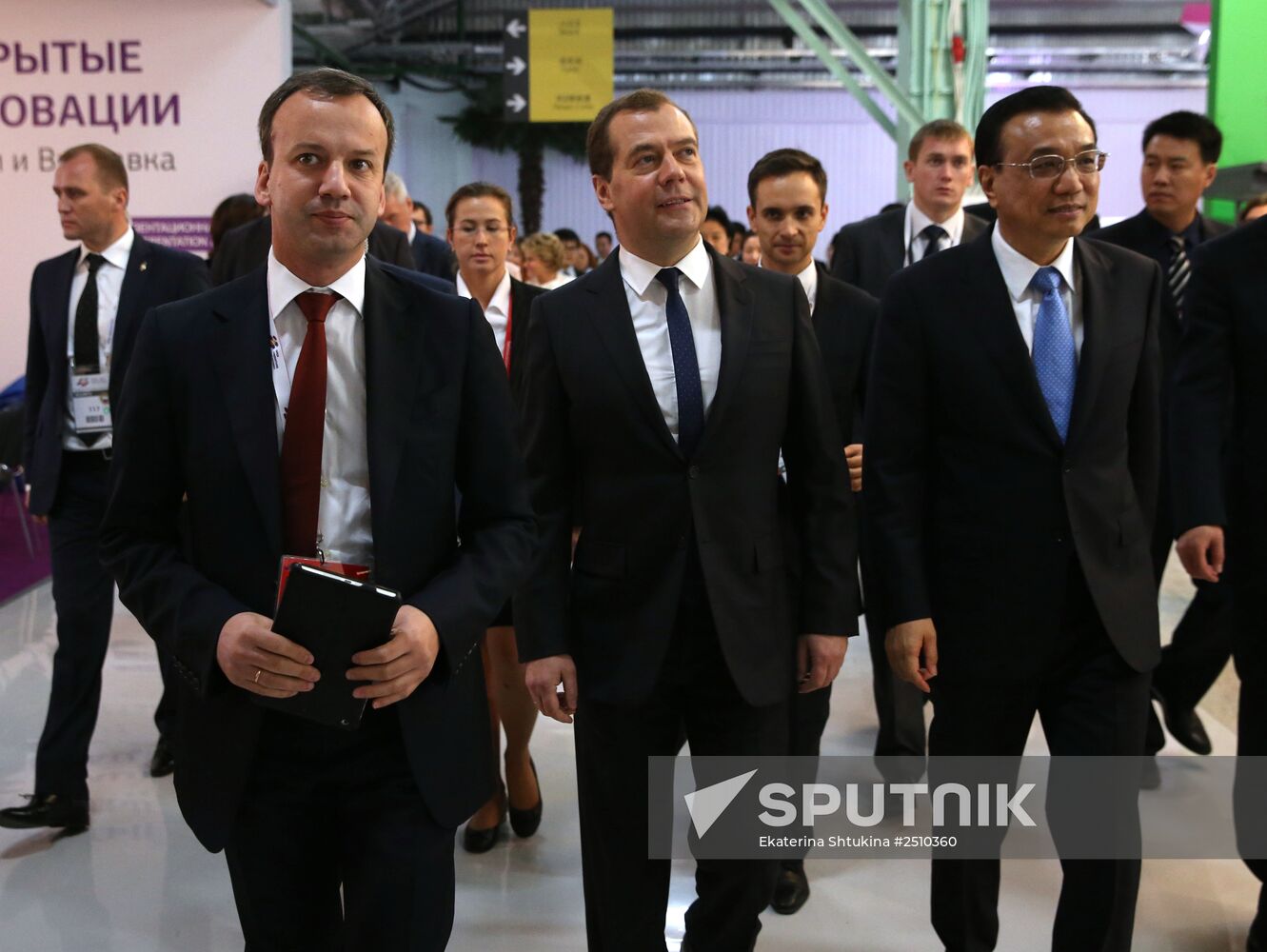 Dmitry Medvedev attends Open Innovations forum