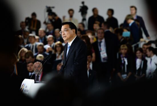 Dmitry Medvedev, Li Keqiang attend Open Innovations forum