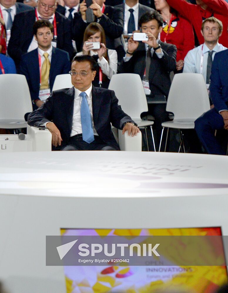 Dmitry Medvedev, Li Keqiang attend Open Innovations forum