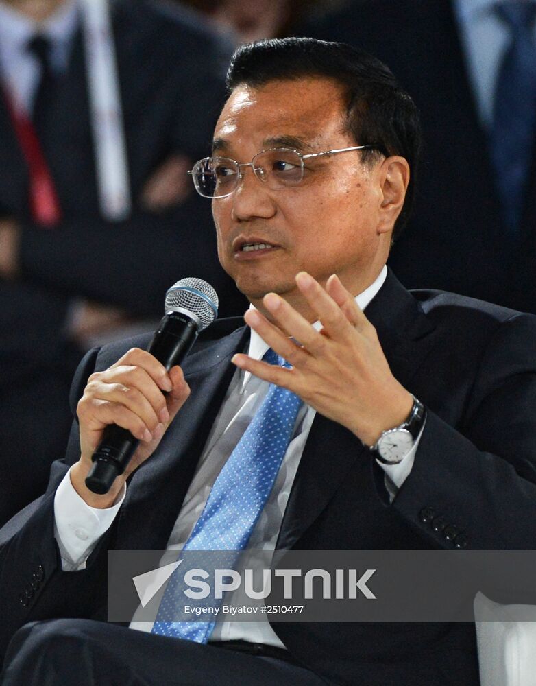 Dmitry Medvedev, Li Keqiang attend Open Innovations forum