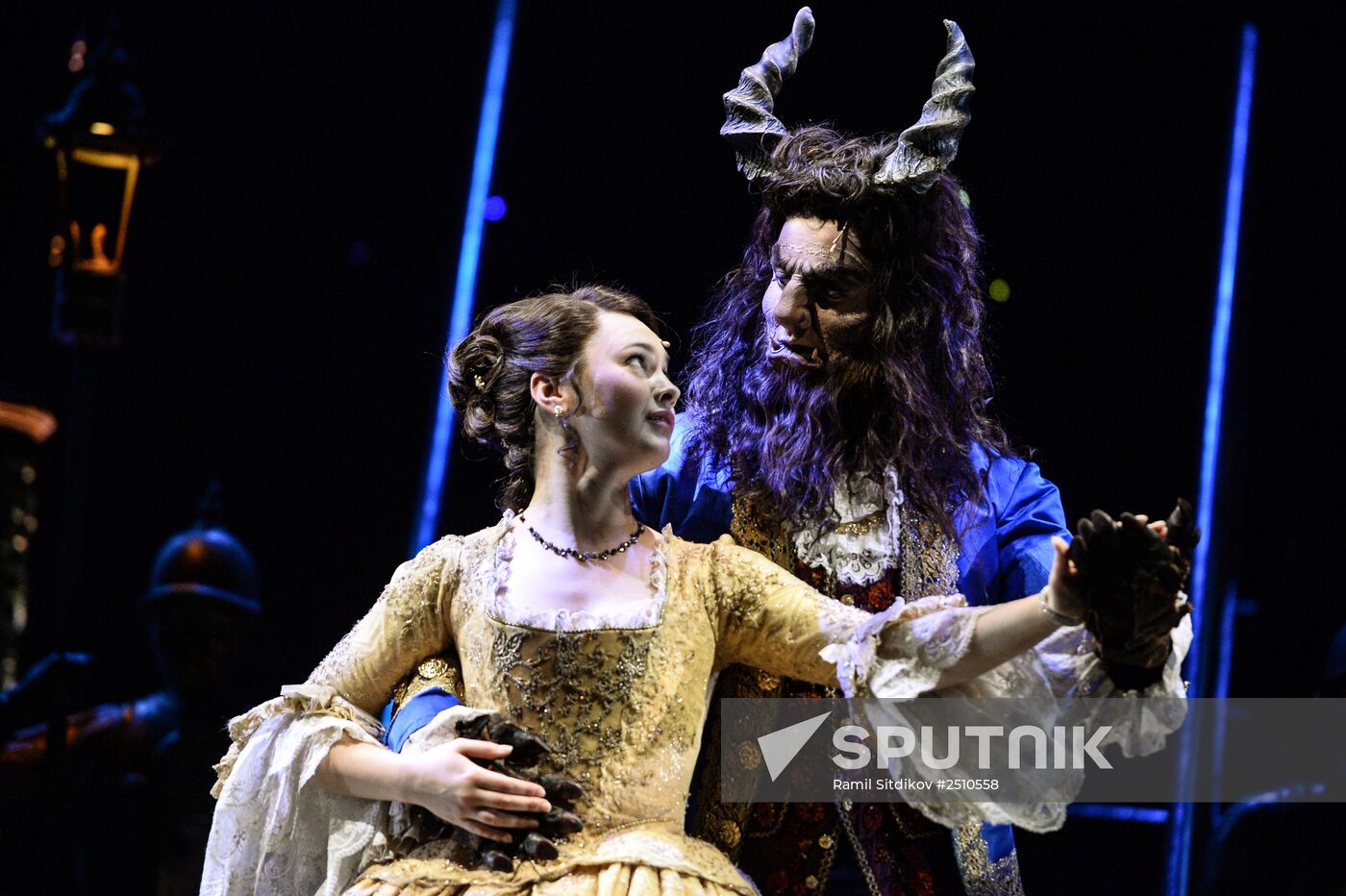 Rehearsal of Beauty and the Beast musical