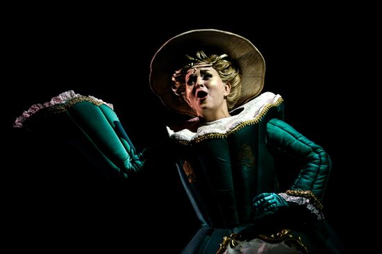 Rehearsal of Beauty and the Beast musical