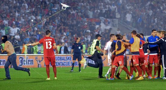 Unrest at Serbia - Albania football match