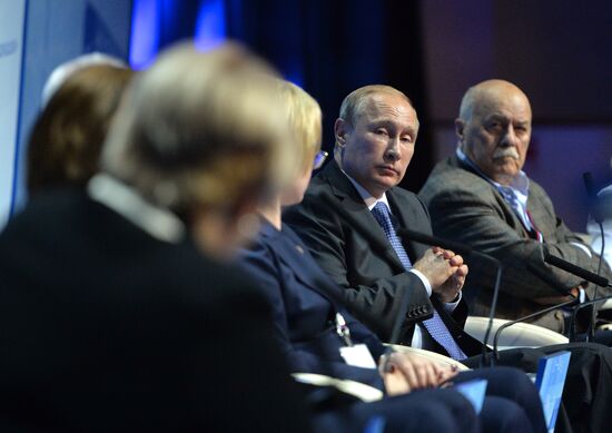 Vladimir Putin visits Volga Federal District