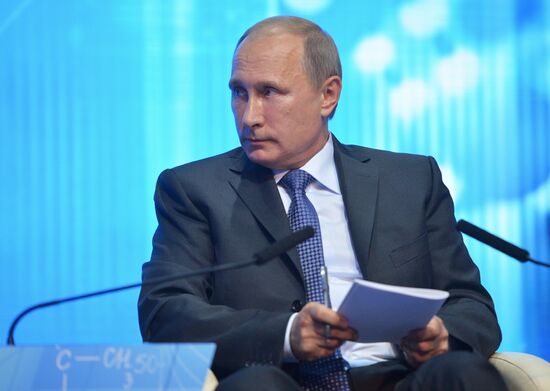 Vladimir Putin visits Volga Federal District