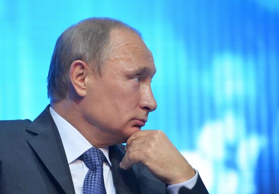 Vladimir Putin visits Volga Federal District