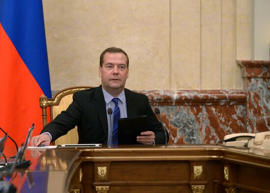 Dmitry Medvedev holds Government meeting