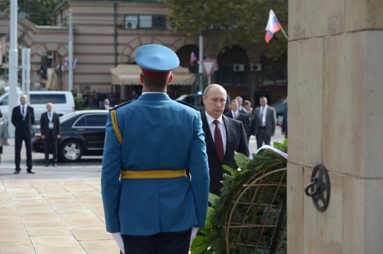 Vladimir Putin visits Serbia