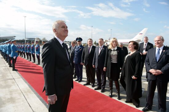 Vladimir Putin visits Serbia