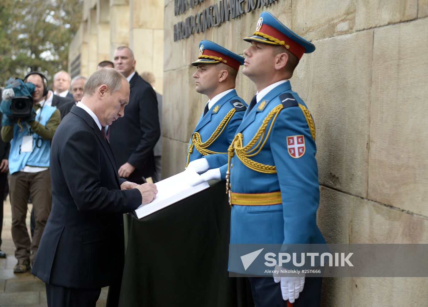 Vladimir Putin visits Serbia