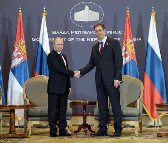 Vladimir Putin visits Serbia