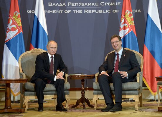 Vladimir Putin visits Serbia