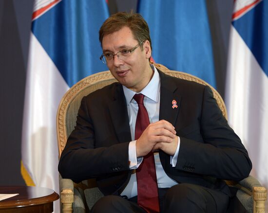 Vladimir Putin visits Serbia