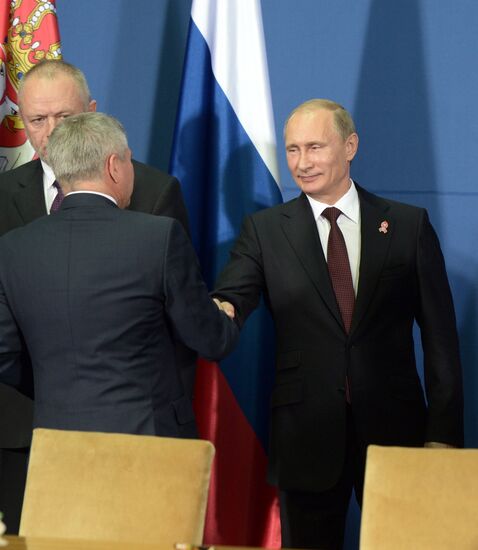 Vladimir Putin visits Serbia