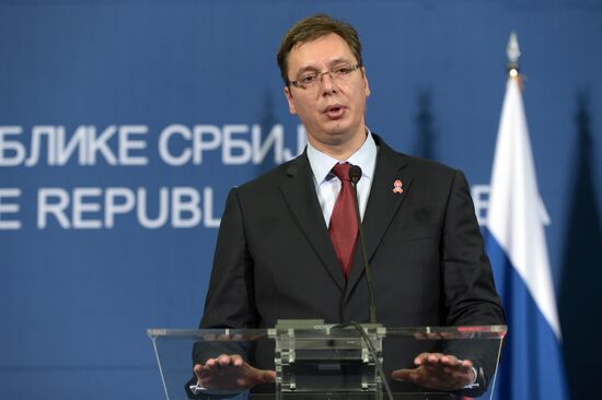 Vladimir Putin visits Serbia