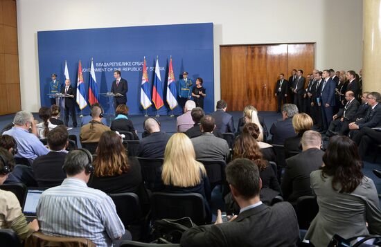 Vladimir Putin visits Serbia