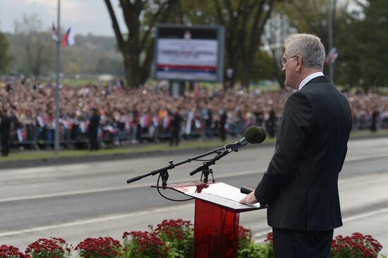 Vladimir Putin visits Serbia
