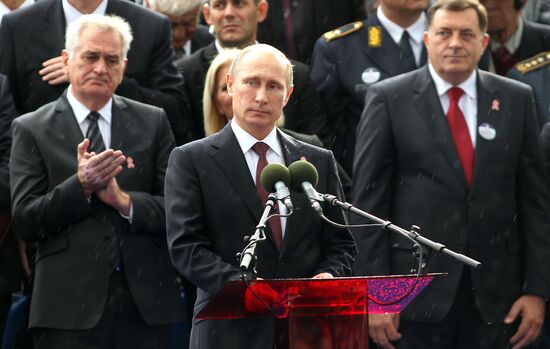 Vladimri Putin visits Serbia