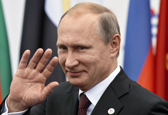 Vladimir Putin attends Asia-Europe Meeting (ASEM)