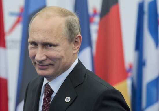 Vladimir Putin attends Asia-Europe Meeting (ASEM)